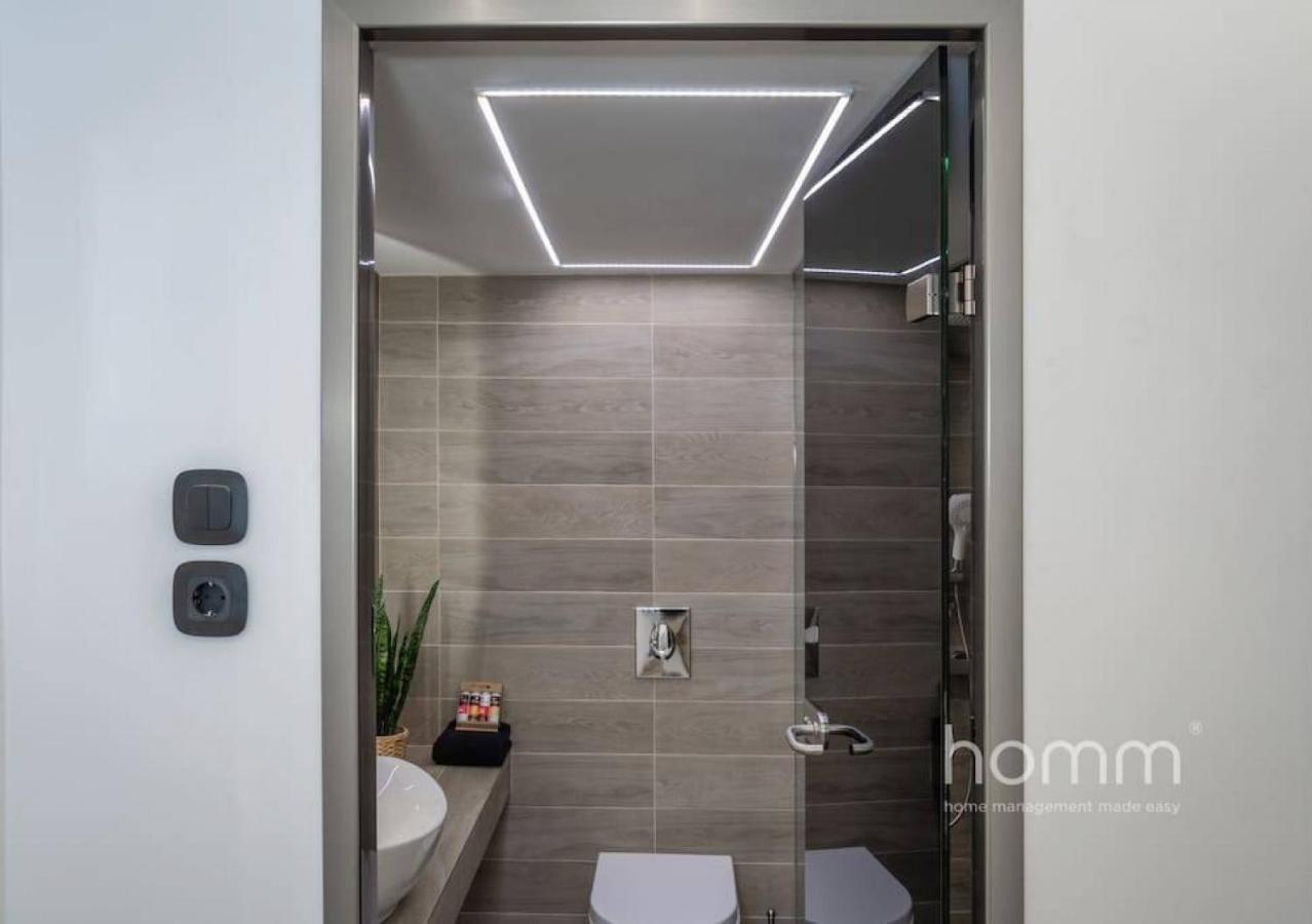 34Sqm Minimal Homm Apartment With Acropolis View Ateny Zewnętrze zdjęcie