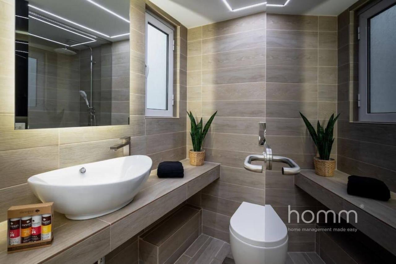 34Sqm Minimal Homm Apartment With Acropolis View Ateny Zewnętrze zdjęcie
